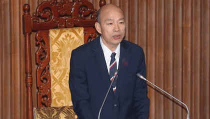 台立法机构民进党党团总召扬言罢免韩国瑜,国民党党团回击:不容颠倒是非