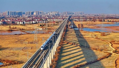 商务部:银发旅游列车面向所有年龄层,增开不会挤占客运高峰时段