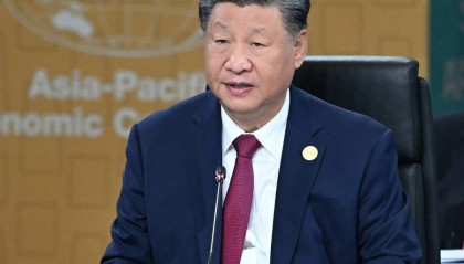 习近平出席亚太经合组织第三十一次领导人非正式会议并发表重要讲话