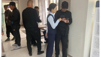 工商银行宁夏分行平罗支行积极推广预约取号服务工作