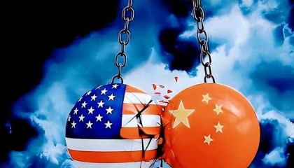 史诗级转折,央行停购黄金,减持97亿元外汇,中美金融战打响