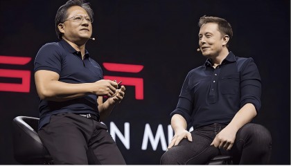 马斯克联手黄仁勋，英伟达从“军火商”变“银行”，硅谷“算力即货币”争夺战升级