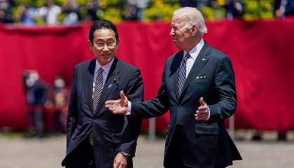 首席外汇事务官“被退休”,国际清算银行发出警告,日本在劫难逃