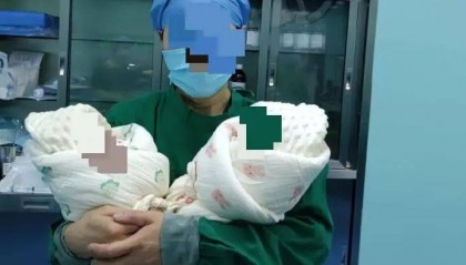 坠楼妇产科主任邵某某遗书曝光,遗体已在老家下葬