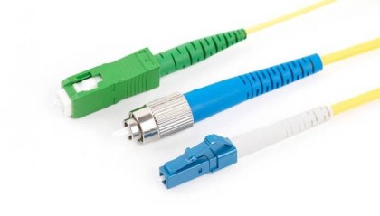 铠装尾纤跳线的构成