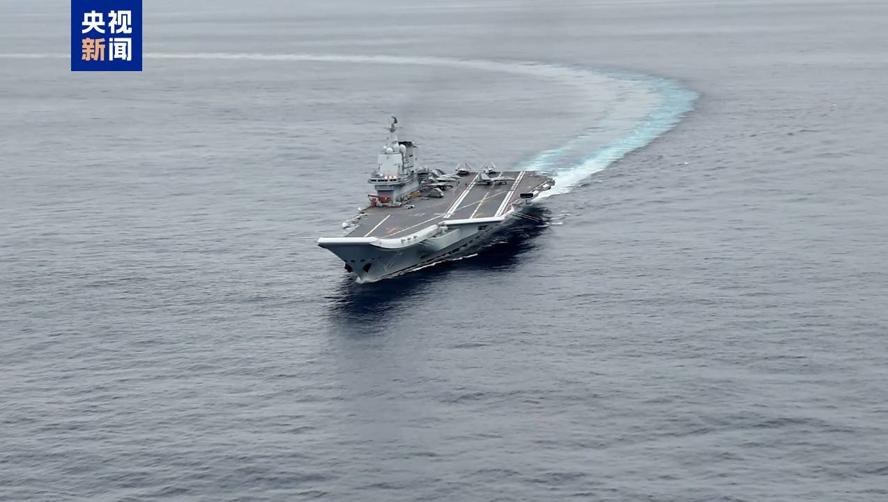 海军辽宁舰、山东舰航母编队完成实战化训练任务