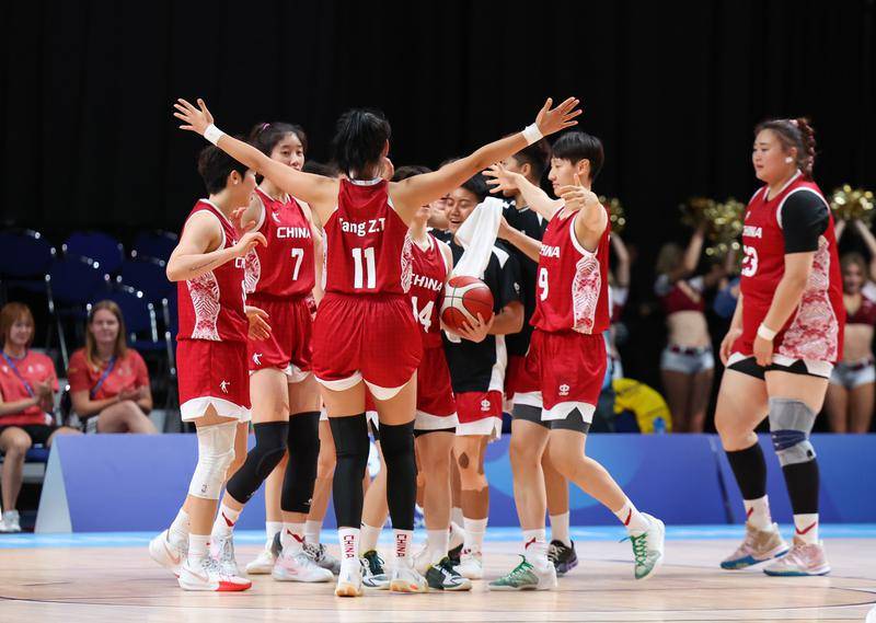 大运会-中国女篮逆转日本晋级四强 半决赛对阵波兰